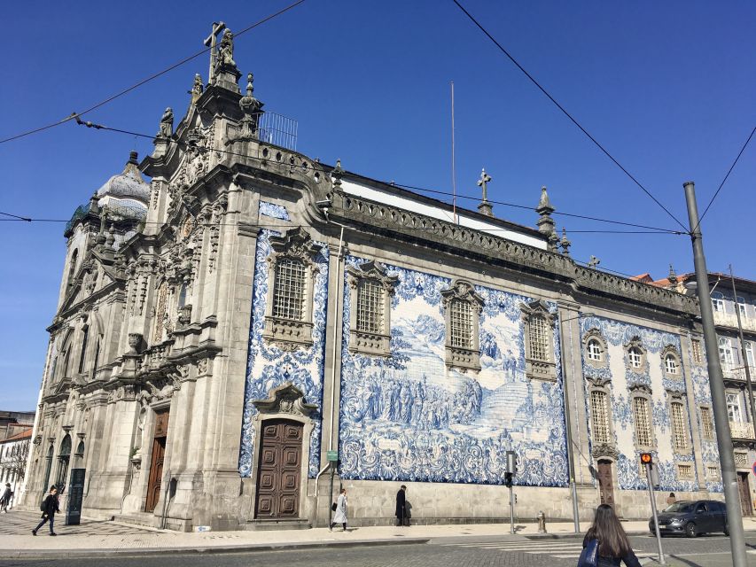 Porto: Highlights & hidden gems Walk - max 10 - Rua das Flores and the approach to the cathedral