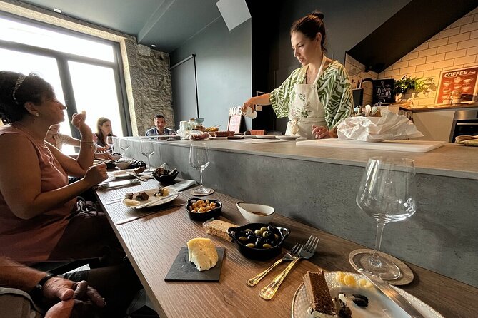 Porto Local Market Visit & Cooking Class / Showcooking - Why this Porto food experience works