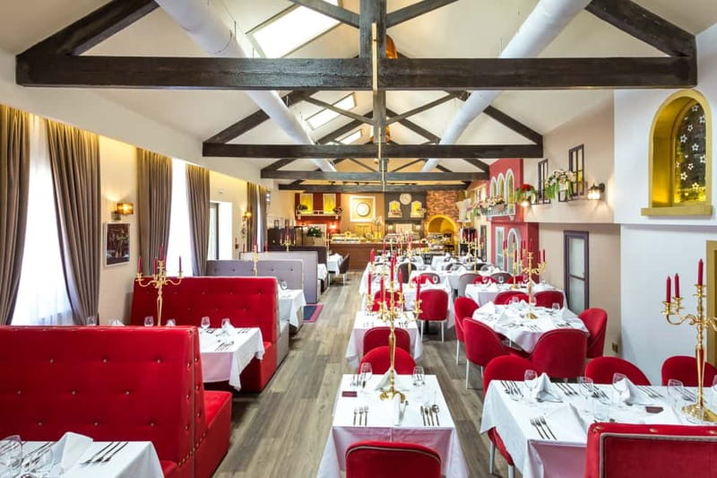 Porto: Magic Train Tour and Port Wine Cellar with Tastings - Is the Magic Train good value at $20?