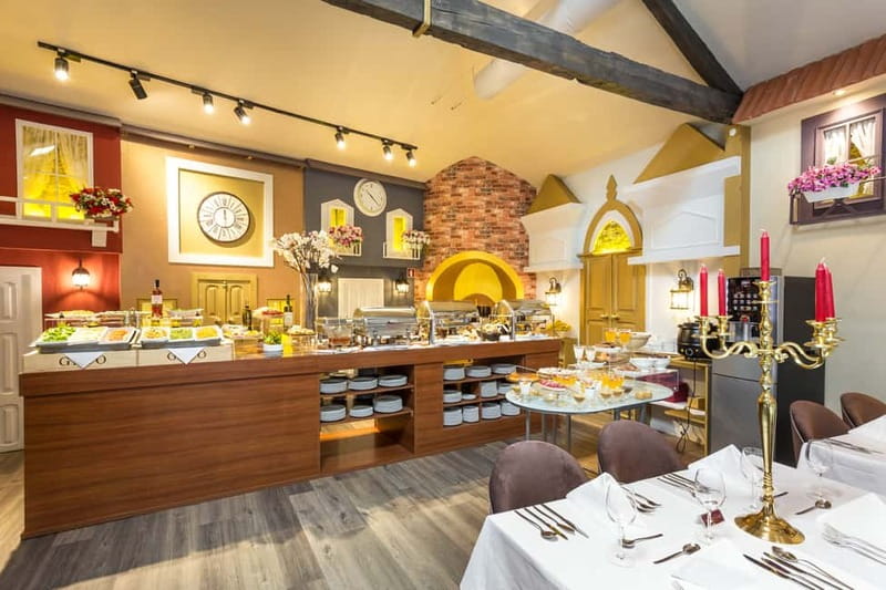 Porto: Magic Train Tour and Port Wine Cellar with Tastings - Who will enjoy this two-hour outing