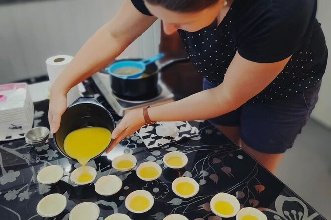 Porto: Pastel de Nata Cooking Class with Porto Wine (Sé do Porto) - The instructors add more than pastry advice