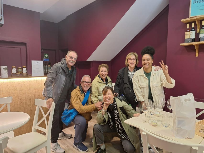 Porto: Port and Douro Wine Walking Tour with 9 Tastings - The walking, group size, and general pace