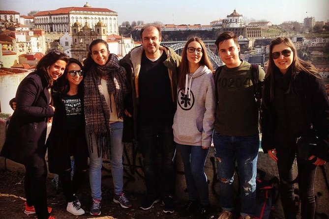 Porto: Private Guided Walking Tour - São Bento Railway Station and its famous tile work