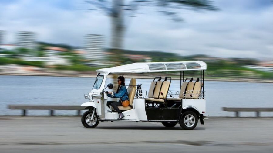 Porto: Private Sightseeing Tour by Electric Tuk Tuk - Starting near Alexandre Herculano Street