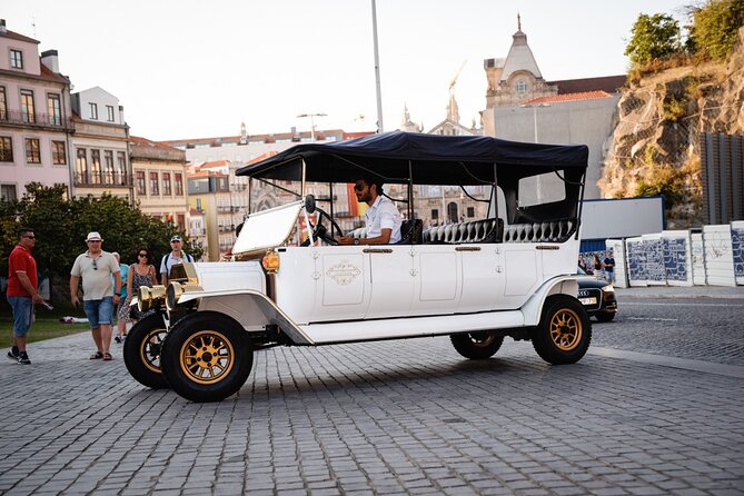 Porto:Private Tour of the Historic City in a Classic Ford T - Clérigos, the churches, and Porto Cathedral