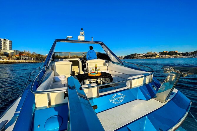 Porto: Private Yacht Cruise with Local Wine, Snacks and 6 Bridges - The people who make the cruise work