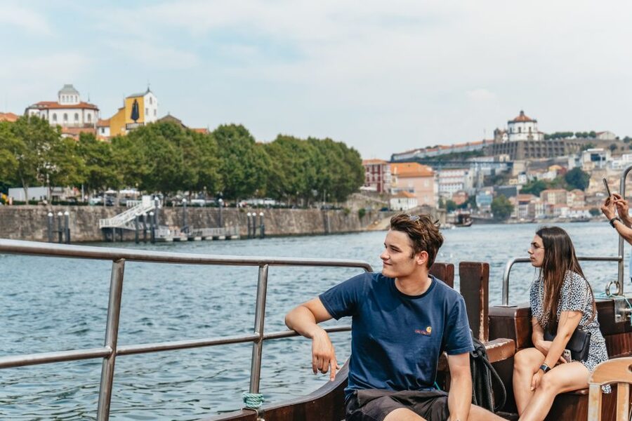Porto: River Douro 6 Bridges Cruise - When to go: morning calm or summer sunshine