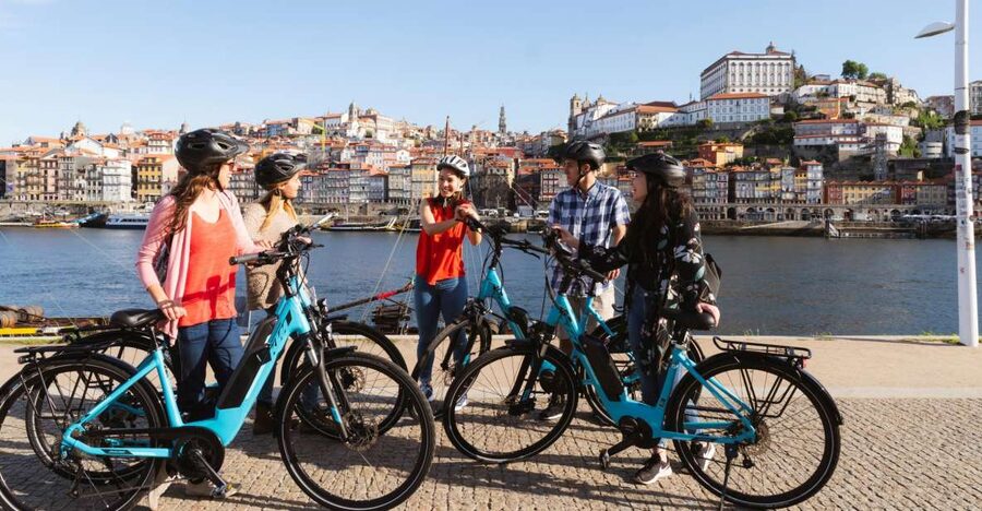 Porto: Riverside Panoramic E-Bike Tour - Starting at R. de Alexandre Herculano