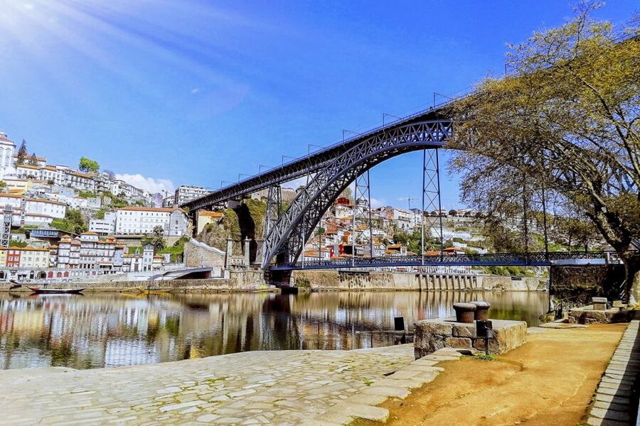 Porto: Six Bridges Cruise - Starting at Av. de Diogo Leite 408 in Gaia