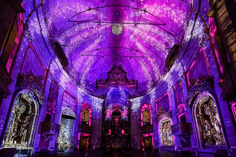 Porto: Spiritus Multimedia Show Entry Ticket - Entering Clérigos Church at night