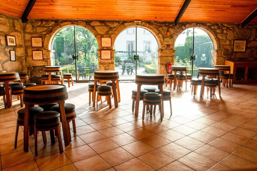 Porto: Taylor's Port Cellars & Tasting - How Long To Stay And How To Plan Your Visit