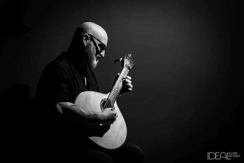Porto: The highest-rated traditional fado concert (downtown) - Arriving at Ideal Clube de Fado