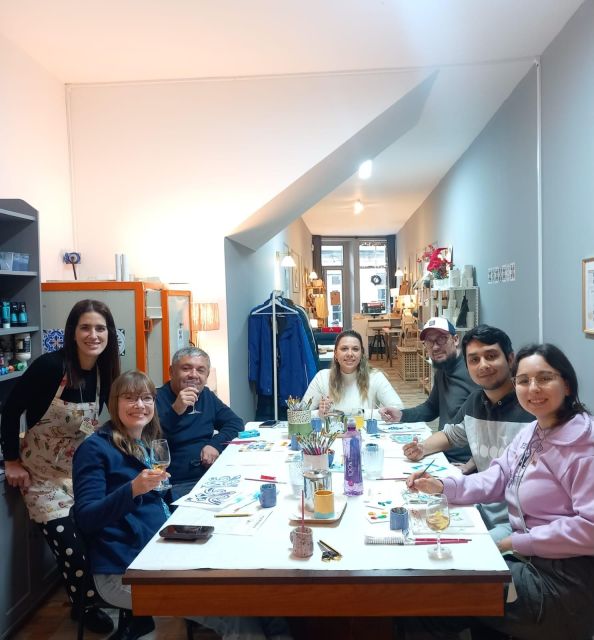 Porto: Tile Painting and Cocktails in Downtown Porto - Key points to know before you book