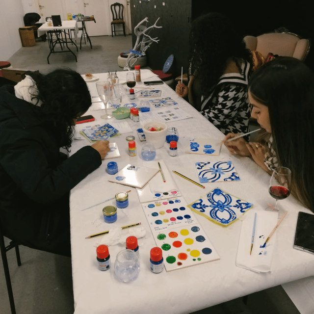 Porto: Tile-Painting Workshop with Porto Wine - Bainharia - The important timing issue: collecting your tile