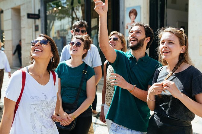 Private City Kickstart Tour: Lisbon - Lisbon Cathedral and the climb toward Alfama