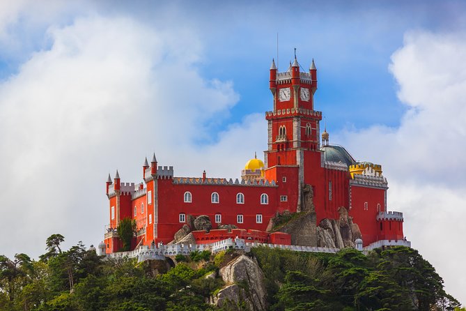 Private Half Day Tour to Sintra and Pena Palace from Lisbon - Why a private ride helps in Sintra