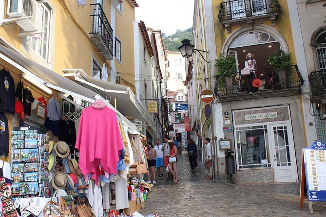 Private Half Day Tour to Sintra and Pena Palace from Lisbon - Who will enjoy this half-day Sintra tour?