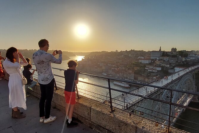 Private Porto Sightseeing by Vintage VW Kombi (up to 8 people) - What this Porto tour is really like