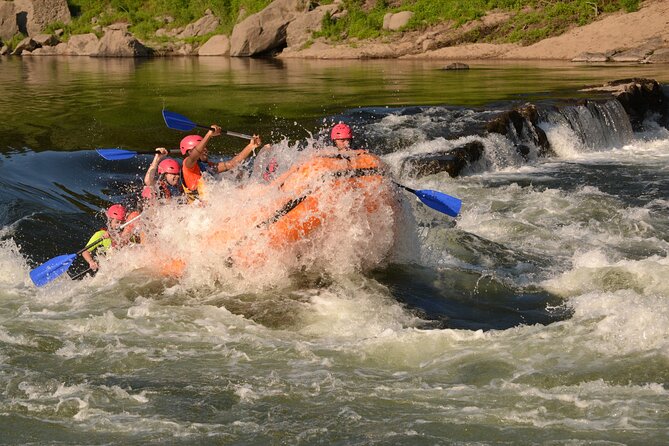 Private Rafting Experience in Melgaço - Meeting at Monte do Prado at 9:00 am