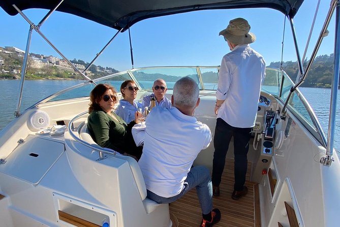 Private tasting in the Douro (1 to 7 people) on a yacht for yourself - Why A Private Yacht Makes A Difference