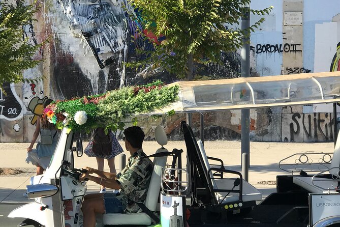 Private tuk tuk tour in old city Lisbon (Standard-1h30) - The final viewpoint, Senhora do Monte