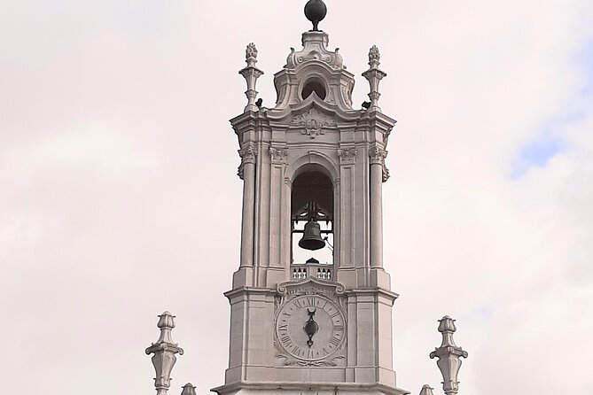 PRIVATE Unforgettable Full Day Tour to Sintra from Lisbon - Queluz Palace: Portugal’s elegant royal opener