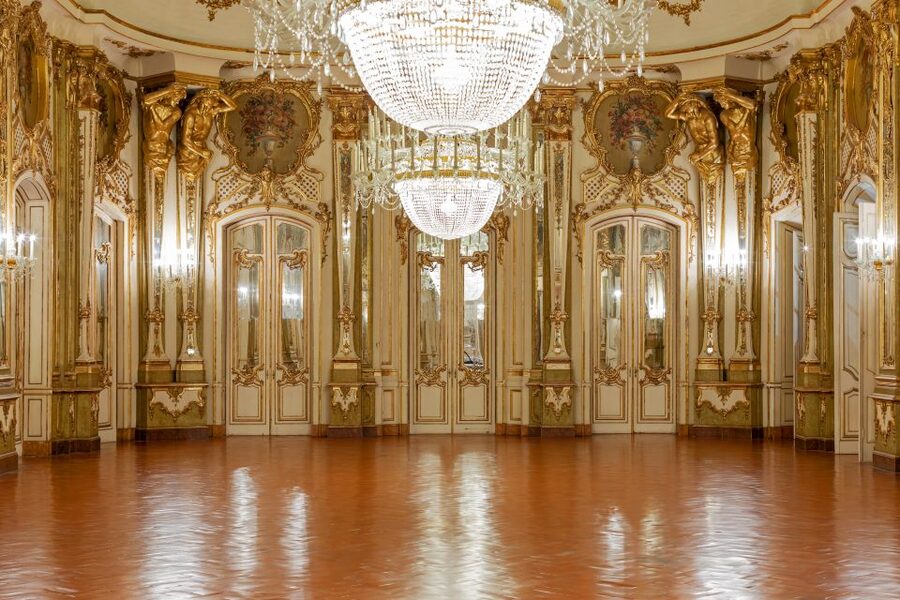 Queluz National Palace & Gardens Ticket - Getting there from Lisbon by train or taxi