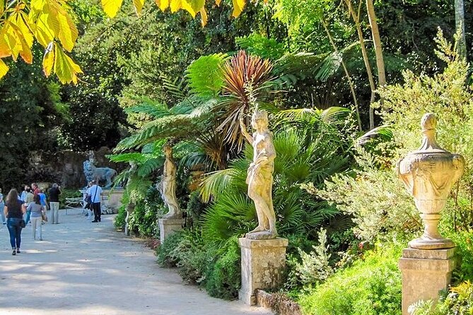 Quinta da Regaleira Skip the Line Tickets with Host - Meeting the host at Fonte dos Pisoes