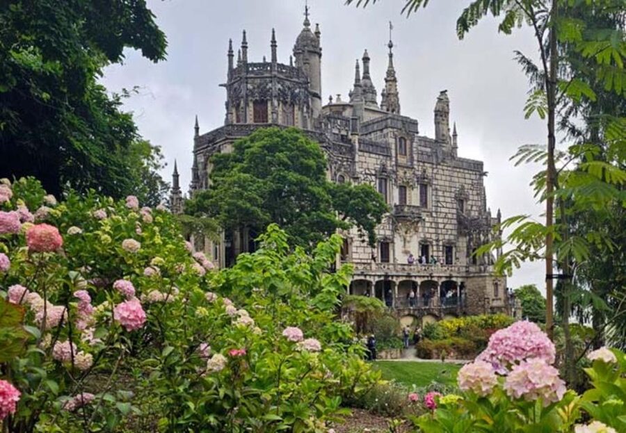 Quinta da Regaleira Skip-the-Ticket-Line Entry & Audioguide - Walking the estate without wearing yourself out