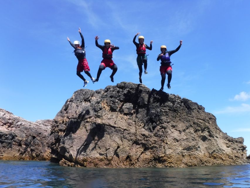 Sagres: Coasteering - Swimming, Cliff Jump & Rock Climbing - Why coasteering works so well in Sagres