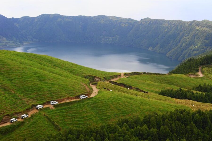 São Miguel, Azores: Sete Cidades Half-Day Jeep Tour - Why Sete Cidades works so well by jeep