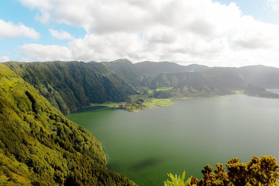 Sao Miguel: Buggy Tour Around Sete Cidades Volcano - Setting off through roads and rallye trails