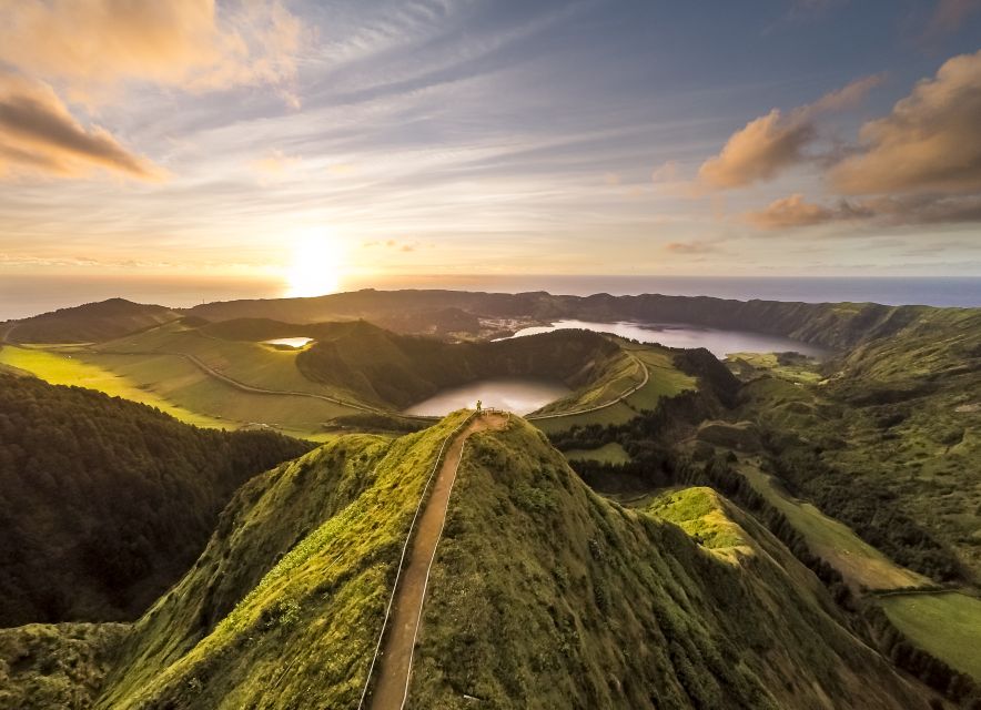 São Miguel: Full-Day Tour to Sete Cidades and Lagoa do Fogo - Why this eight-and-a-half-hour route works