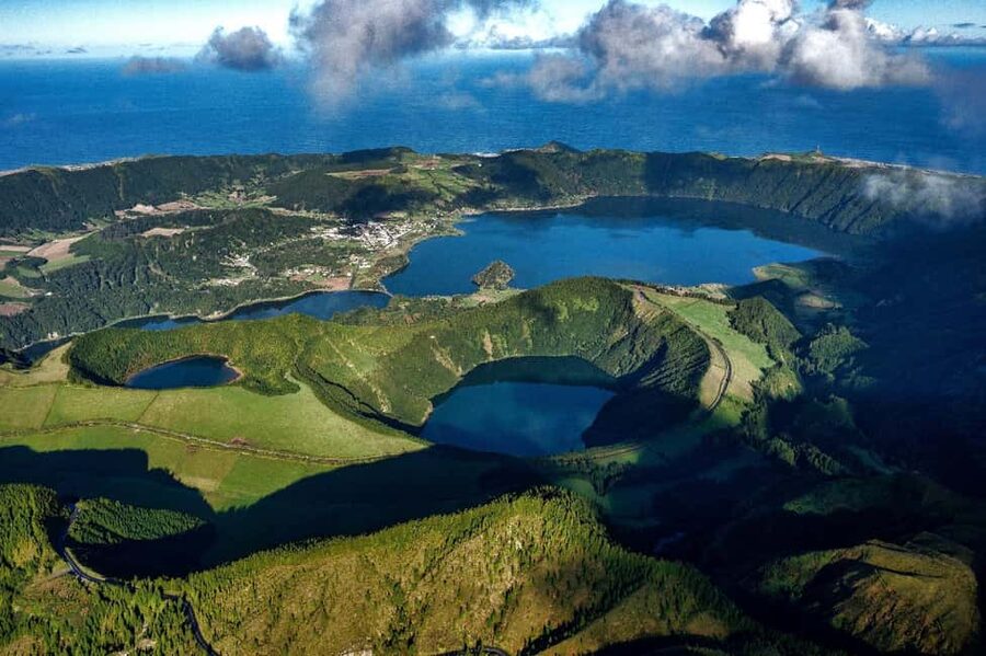 São Miguel Island: 2-Day Guided Island Tour with Meal Add-on - Why two guided days work well on São Miguel