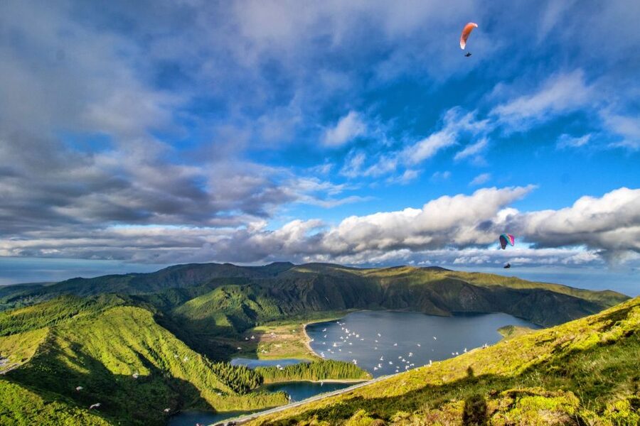 São Miguel Island: 2-Day Guided Island Tour with Meal Add-on - Tea, liquor, and local production stops