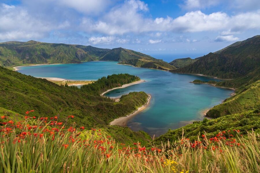 São Miguel: Sete Cidades & Lagoa do Fogo Tour with Lunch - Ponta do Escalvado and the move toward lunch