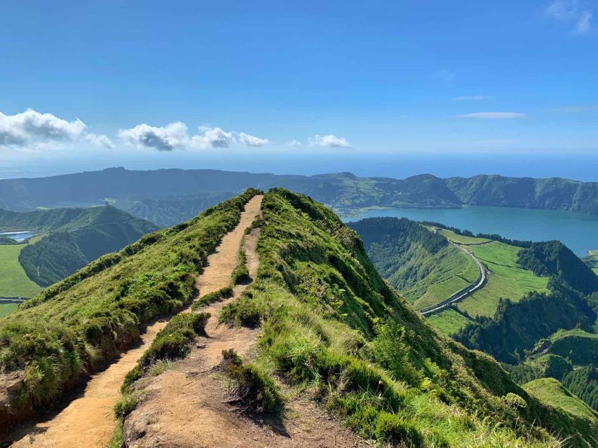 São Miguel: Sete Cidades & Lagoa do Fogo Tour with Lunch - Pico do Carvão and the road across São Miguel