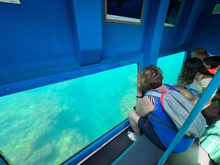 Sesimbra: Family Friendly Boat Sea Tour w/ Submarine Vision - How the submarine windows change the experience