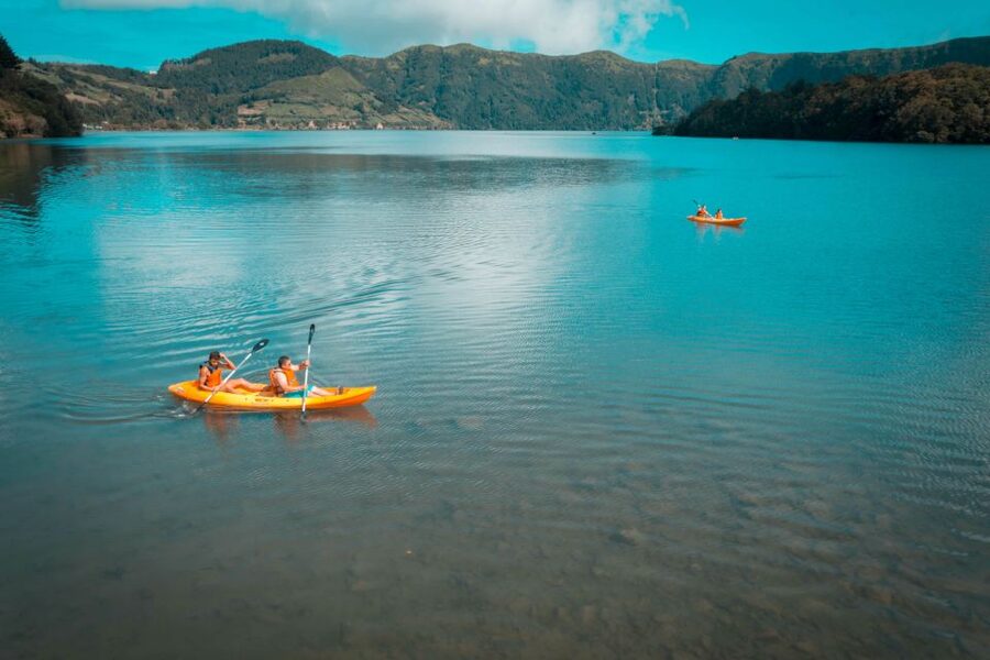 Sete Cidades: Kayaking and Biking Adventure - A simple way to see Sete Cidades from land and water