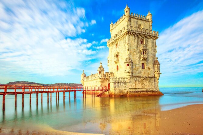 Shared Arrival Transfer: From Lisbon Airport to Hotels - From Lisbon Airport to your hotel