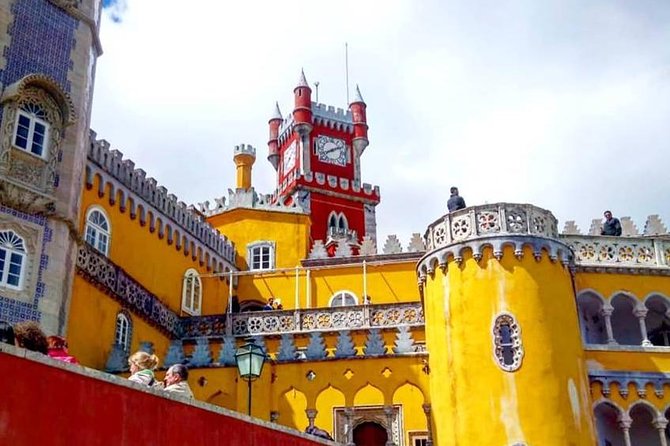 Sintra Cabo da Roca Cascais Estoril Private Tour - Estoril, where the coast meets old glamour
