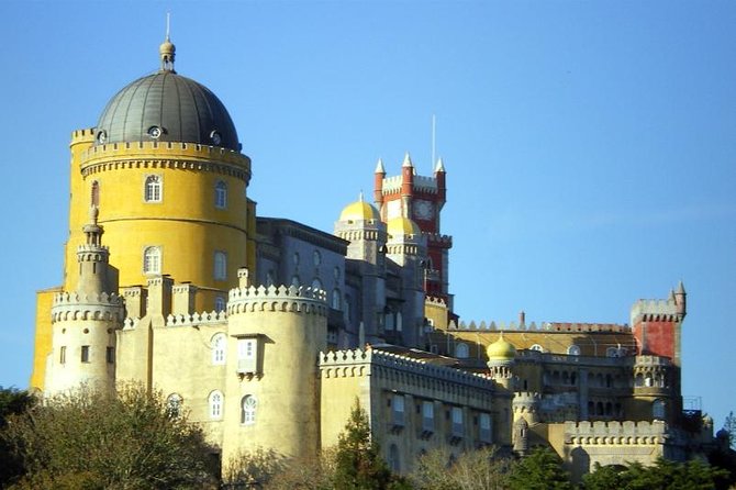 Sintra & Cascais Day Tour with Pena Palace Entry and Gardens Walk - Why this Sintra and Cascais route works