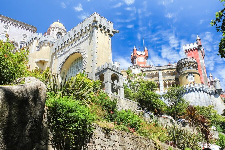 Sintra: Pena Palace and Park Entrance Ticket - The 30-minute approach through Pena Park