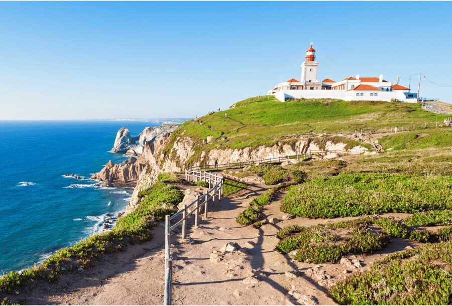 Sintra: Pena Palace, Quinta da Regaleira, Cabo da Roca and Cascais - Why the guides make the schedule work