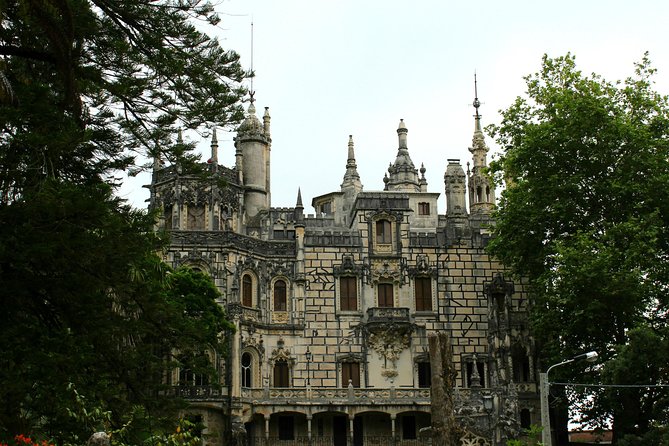 Sintra Small-Group Tour: Let the Fairy Tale Begin with Pick Up - Weather, cancellations, and useful planning tips