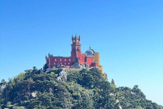 Sintra: The Romantic Village – Half-Day Private Guided Tour - The old center, Piriquita, and a taste of ginjinha