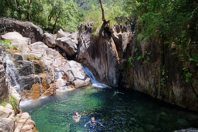 Small Group Geres National Park Full Day with picnic from Porto - Lunch can be better than the word picnic suggests