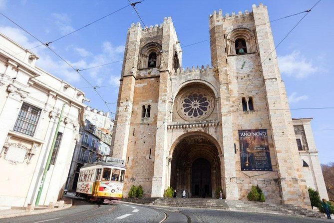Special Guided Tour of Tuk Tuk Lisbon Historic 2 Hours - Why a tuk-tuk makes sense in Lisbon