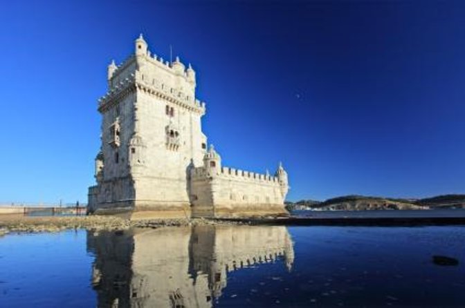 Sunset Boat Tour in Lisbon with Wine - Key things to know before you book