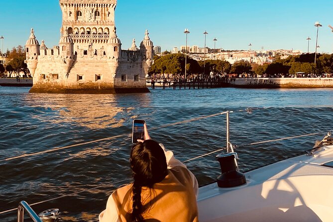 Sunset Boat Tour in Lisbon with Wine - Boarding at Doca Santo Amaro